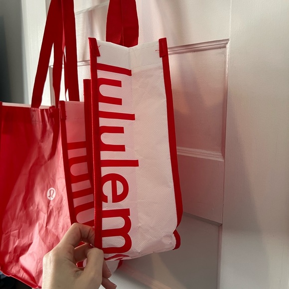 Two Lululemon Reuseable Bags - Picture 4 of 4